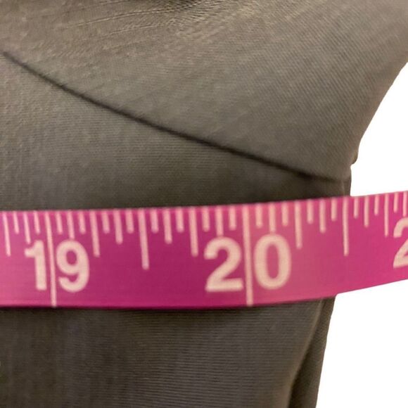 Skechers by Barco Size L Short Sleeve Scrubs Top - Picture 9 of 10